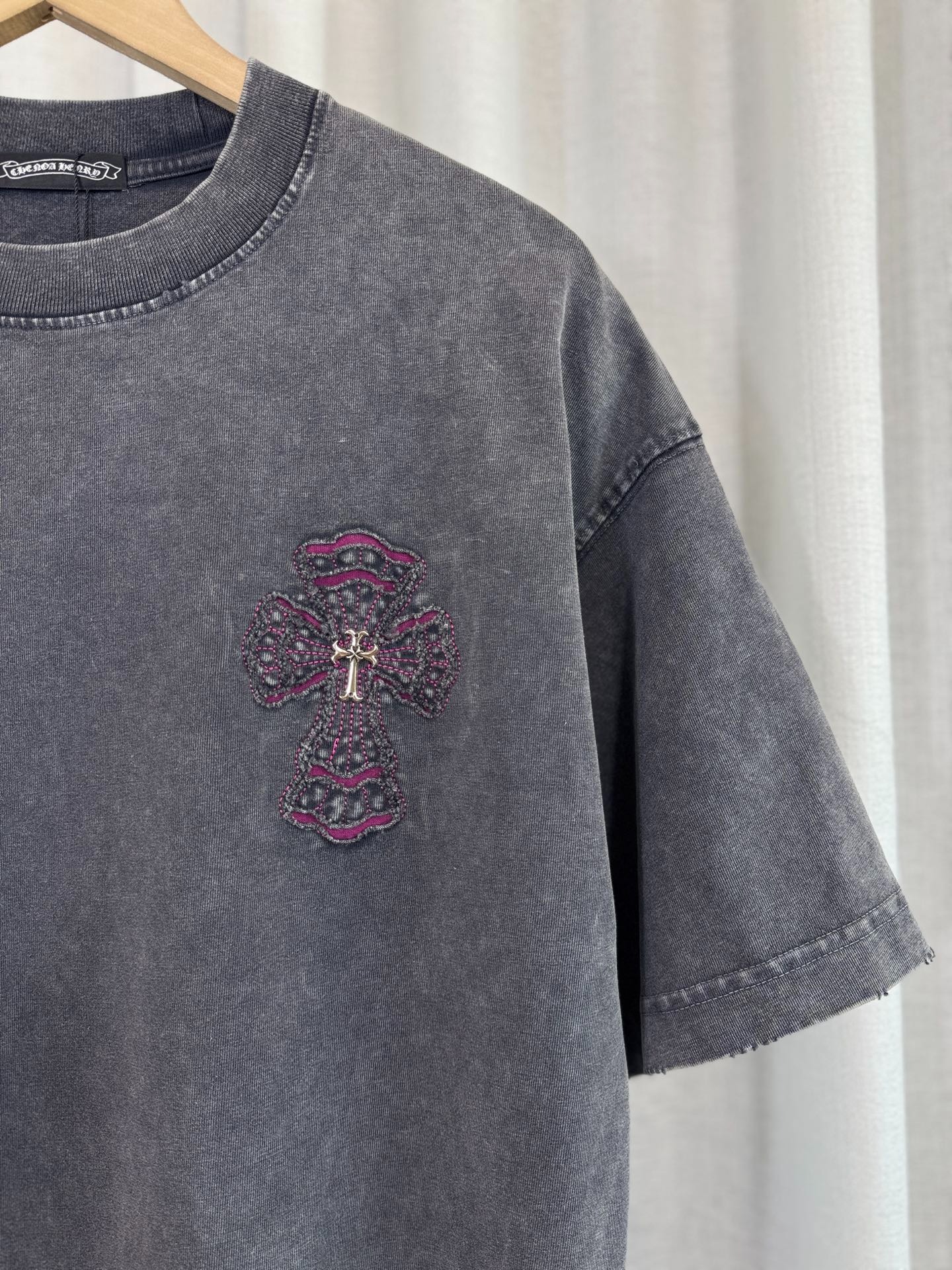 クロムハーツ「Chrome Hearts」クロスパッチワーク ウォッシュドTシャツ