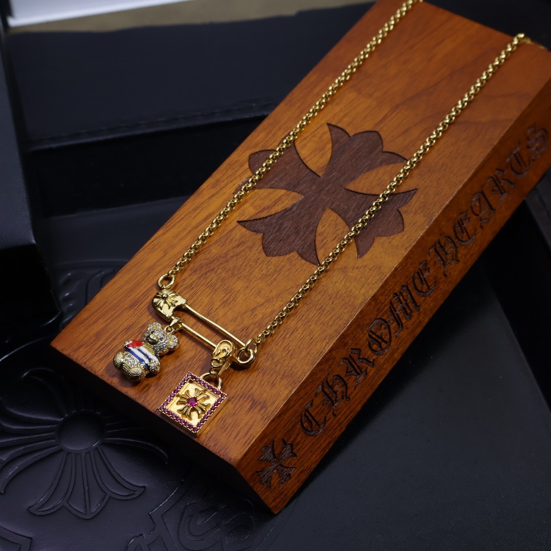 クロムハーツ「Chrome Hearts」ビンテージクロス マルチスタイルネックレス