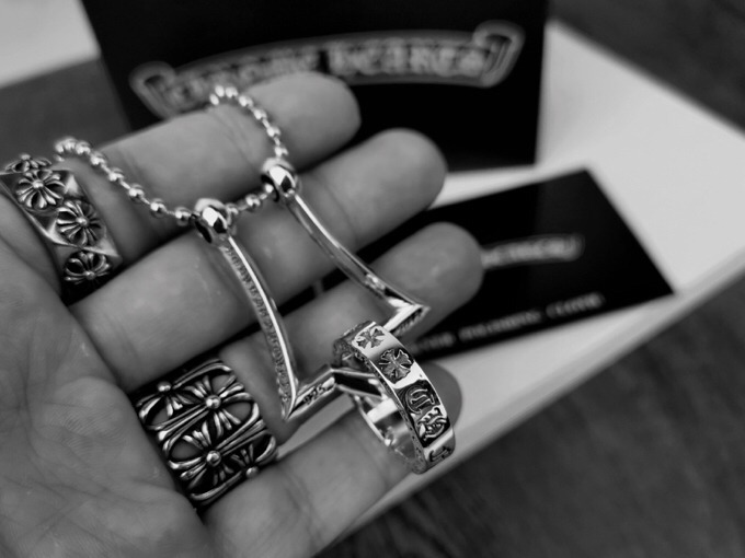 クロムハーツ「Chrome Hearts」トライデントペンダントネックレス