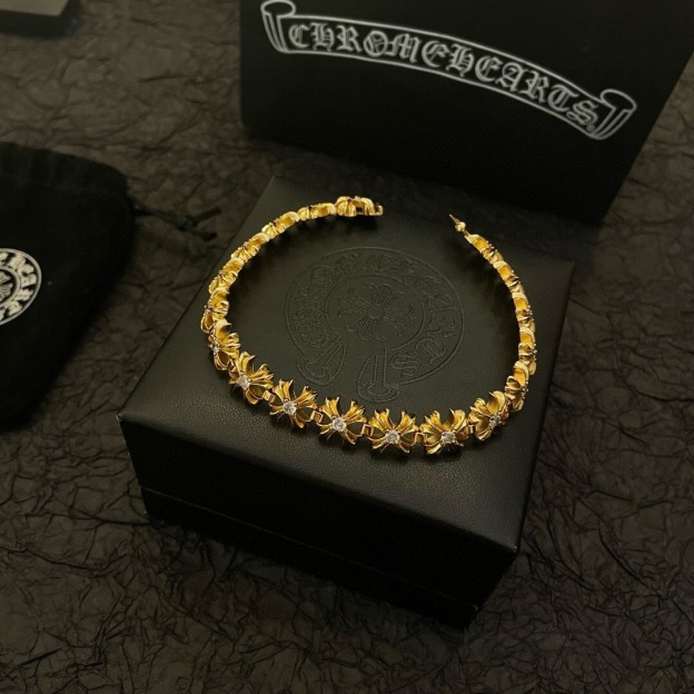 クロムハーツ「Chrome Hearts」ゴールドクロス ダイヤモンド ブレスレット