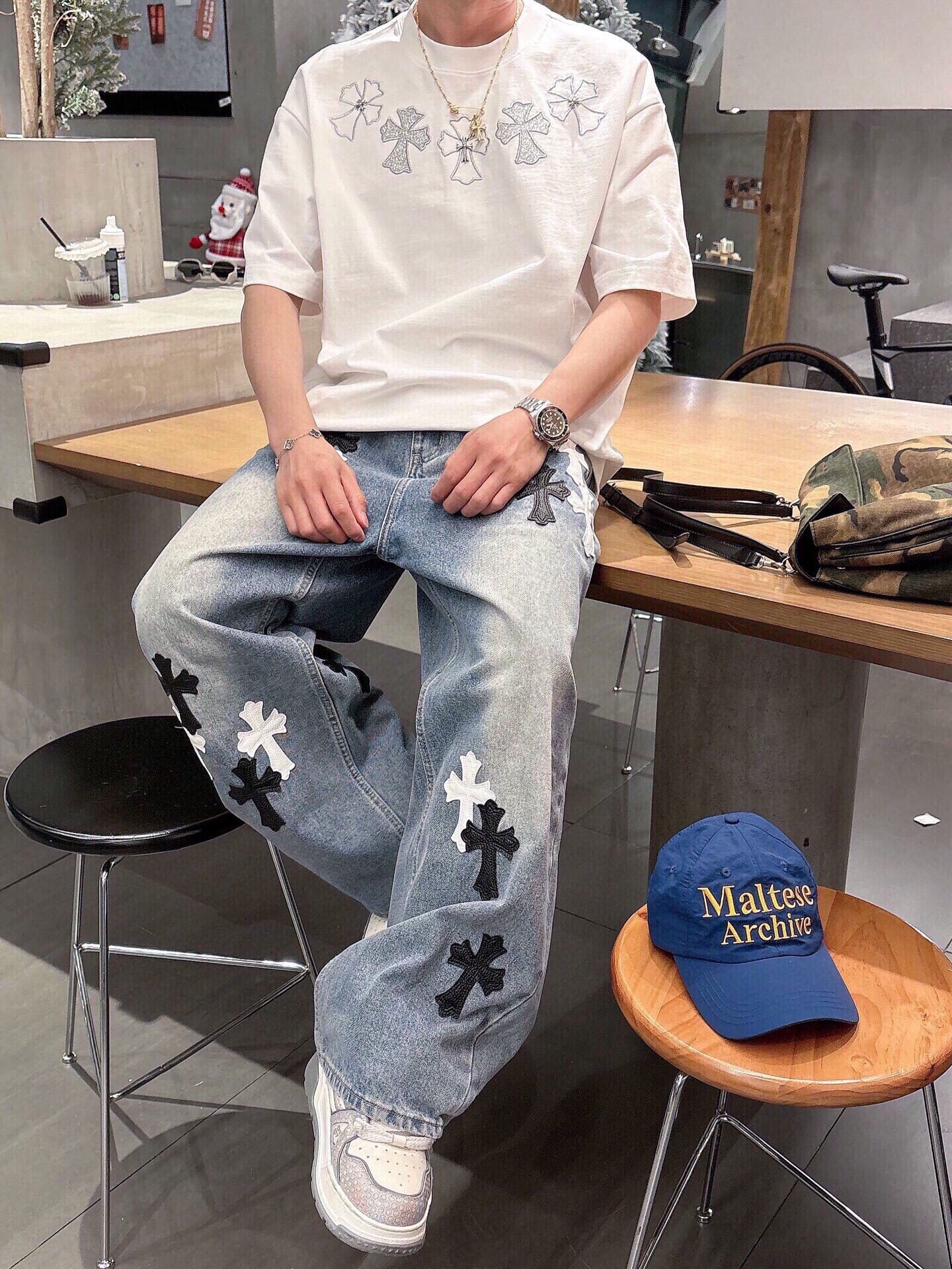 クロムハーツ「Chrome Hearts」エンブロイダリーロゴTシャツ