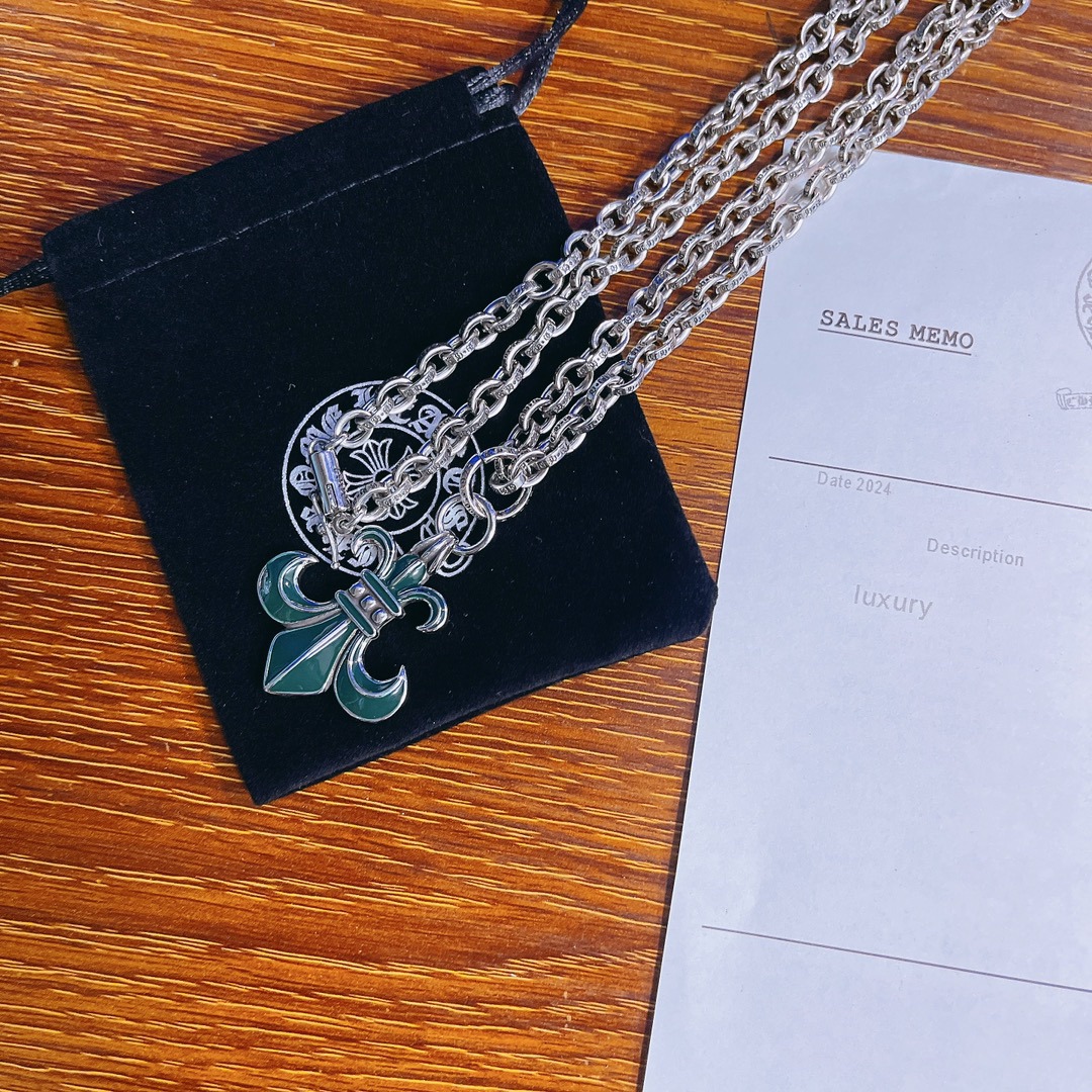 クロムハーツ「Chrome Hearts」エターナルハート ネックレス