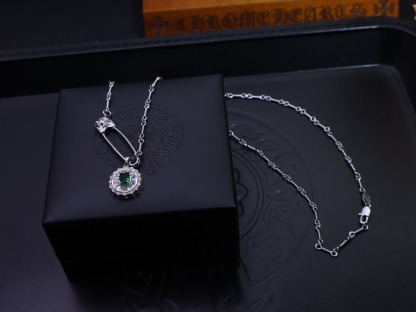 クロムハーツ「Chrome Hearts」ゴシッククロス＆フルール マルチスタイルペンダント