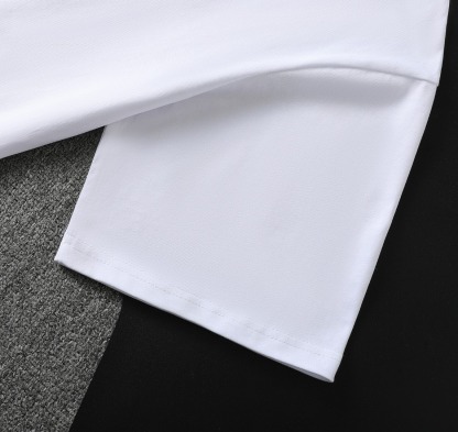 クロムハーツ「Chrome Hearts」ミニマルロゴTシャツ