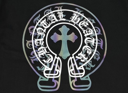 クロムハーツ「Chrome Hearts」サンスクリットクロス デジタルエンボスTシャツ