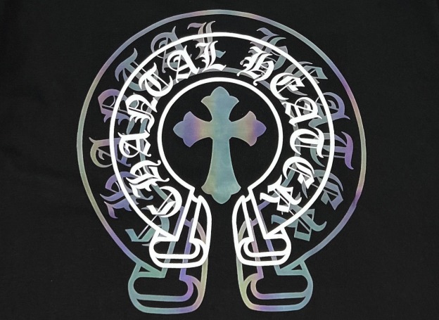 クロムハーツ「Chrome Hearts」サンスクリットクロス デジタルエンボスTシャツ