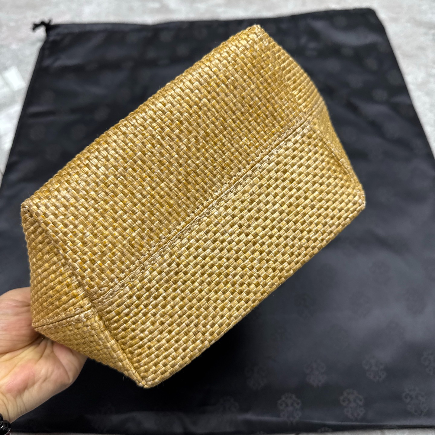 クロムハーツ「Chrome Hearts」クロスエンブロイダリー ラフィアバッグ