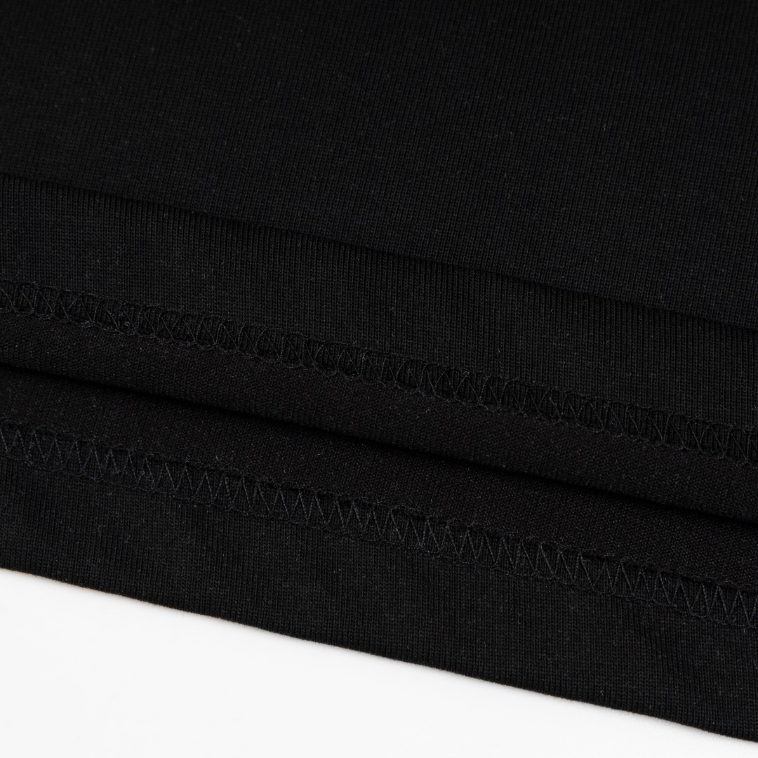 クロムハーツ「Chrome Hearts」サンスクリットクロス ヘビーフォームTシャツ