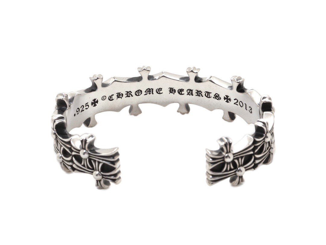 クロムハーツ「Chrome Hearts」クロム・ハーツ マルチクロス ブレスレット アクセサリー