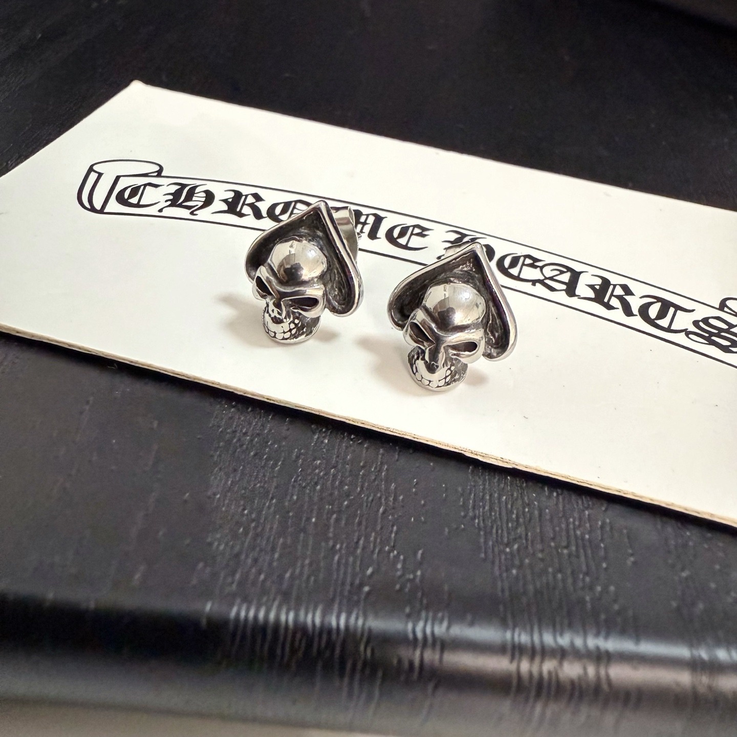 クロムハーツ「Chrome Hearts」スカルピアス イヤリング