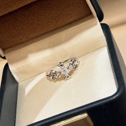 クロムハーツ (Chrome Hearts)アイリス＆クロス ダイヤモンドリング（サイズ6-8）