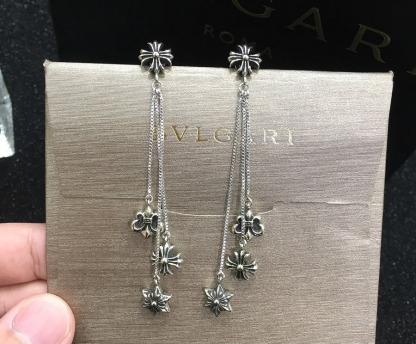 クロムハーツ「Chrome Hearts」フリンジピアス アジアンゴールド ピアス