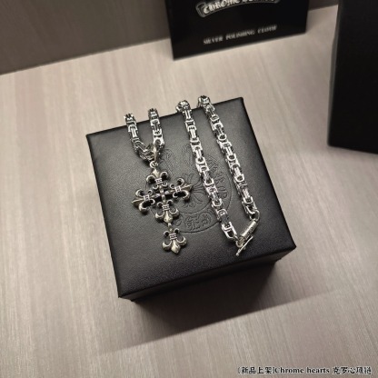 クロムハーツ「Chrome Hearts」ヴィンテージクロスフラワーネックレス