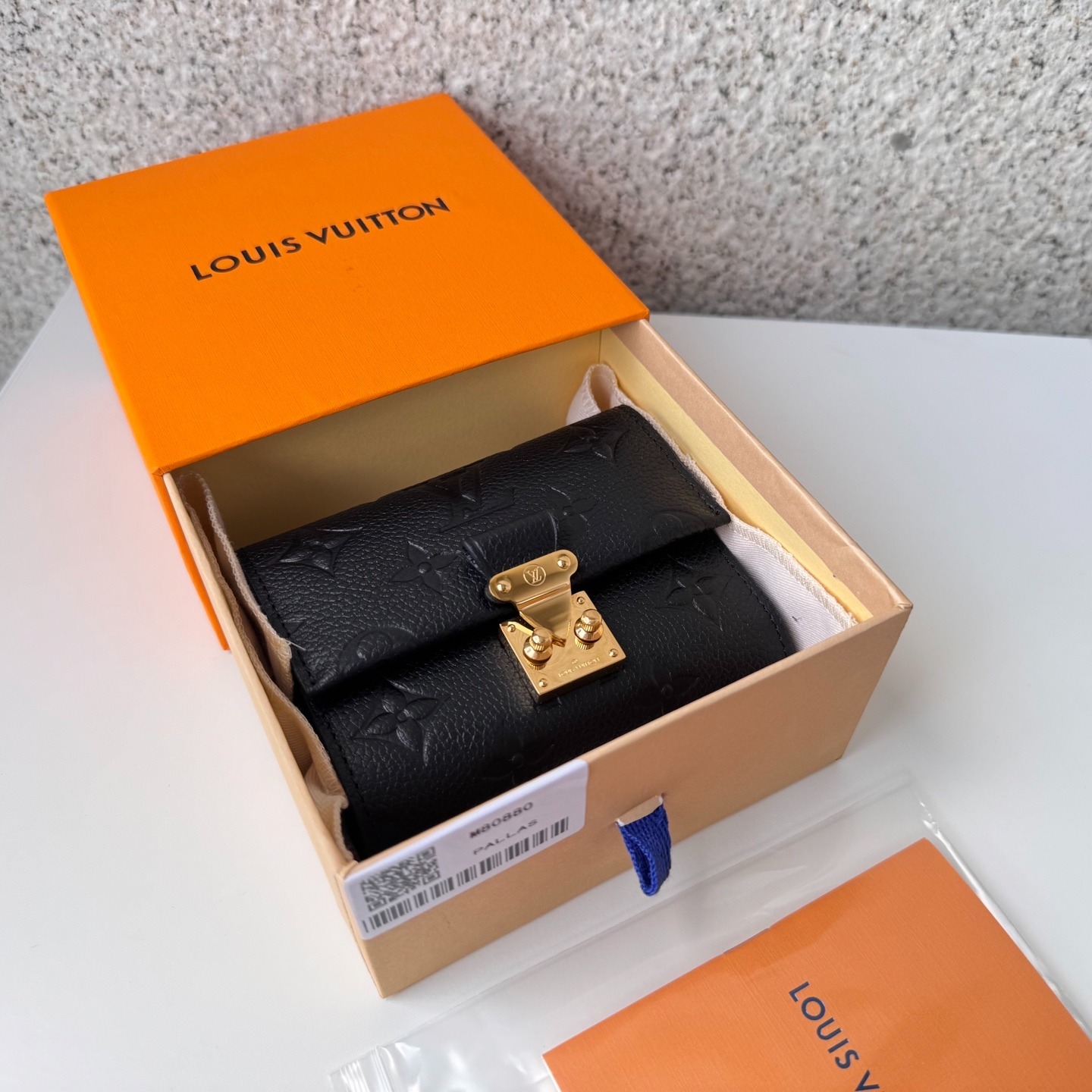 ルイ・ヴィトン「Louis Vuitton」ポルトフォイユ･パイロット