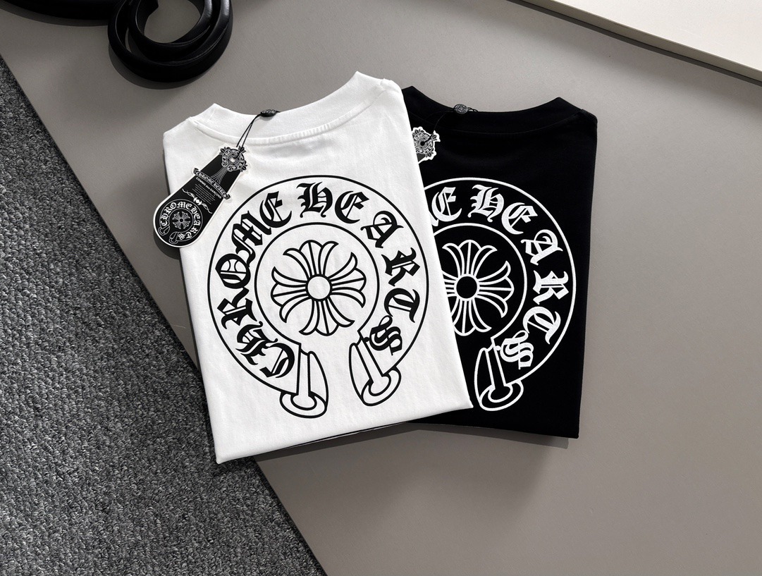 クロムハーツ「Chrome Hearts」プレミアムクルーネックTシャツ