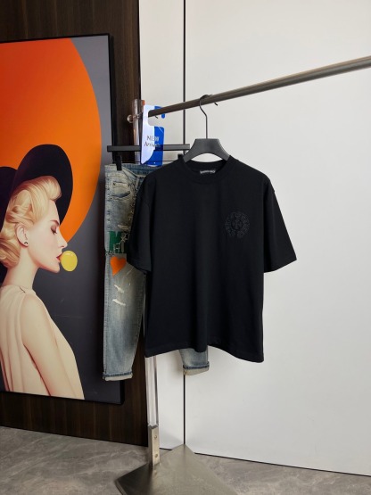 クロムハーツ「Chrome Hearts」エンブロイダリーTシャツ