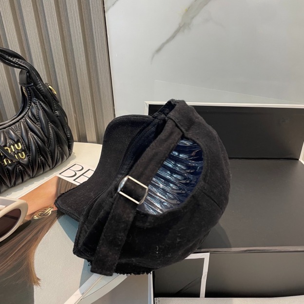 クロムハーツ「Chrome Hearts」ハーツ クロスロゴ ベースボールキャップ