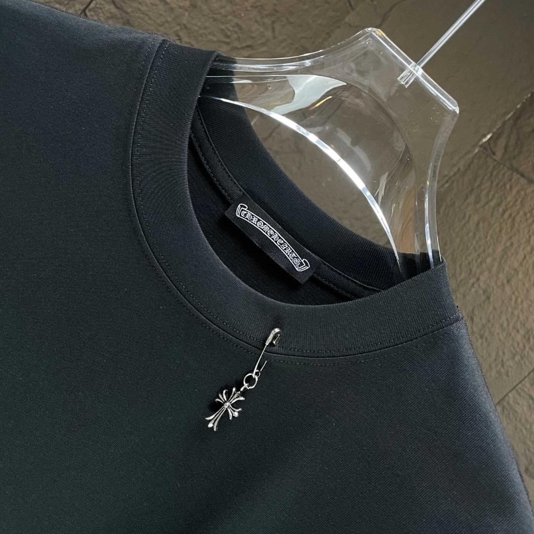 クロムハーツ「Chrome Hearts」クロスチャーム 3DプリントTシャツ