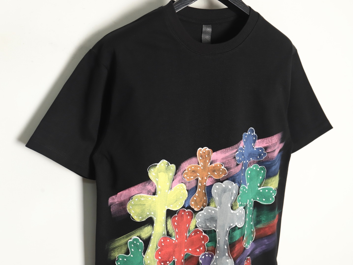 クロムハーツ「Chrome Hearts」レインボークロス オーバーサイズTシャツ