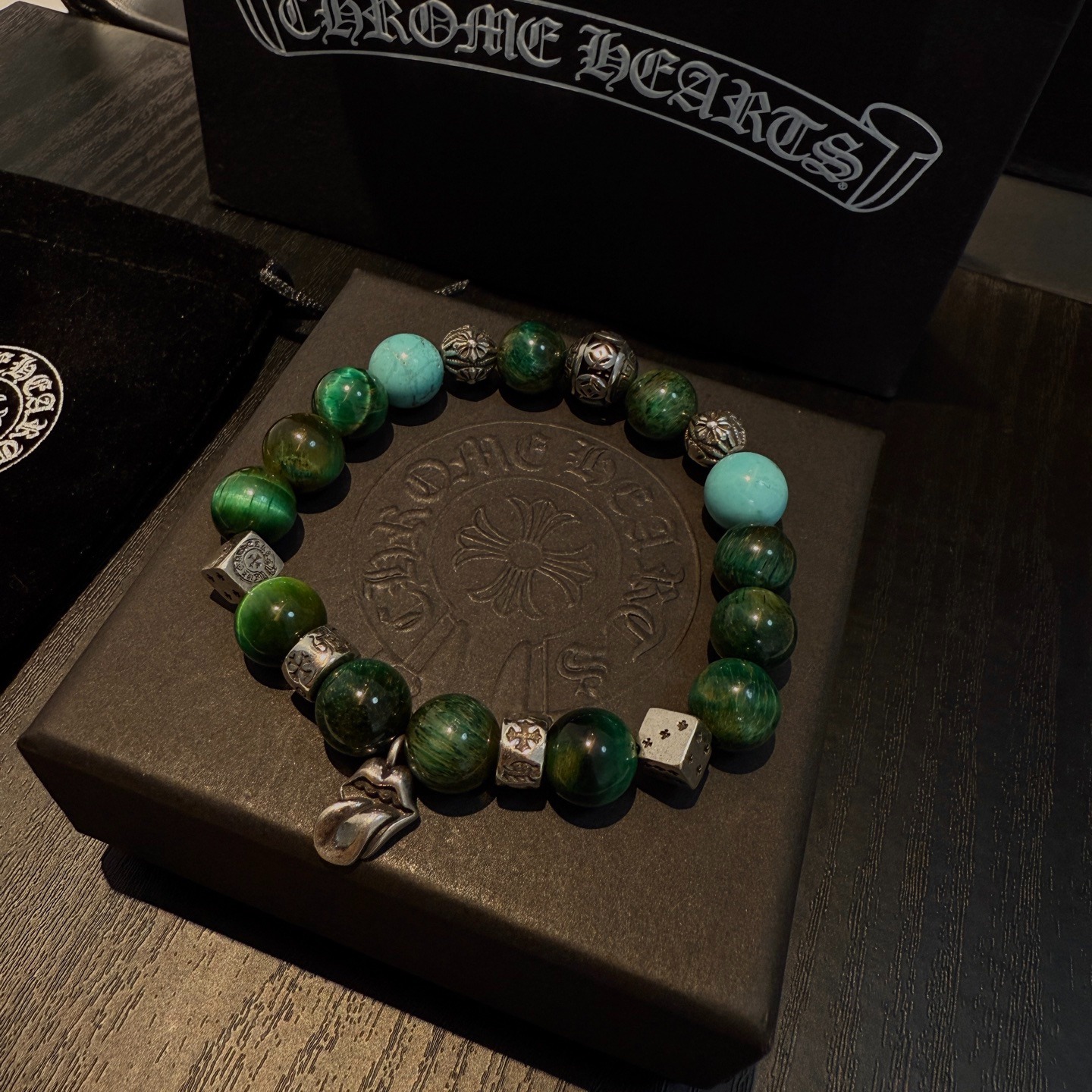 クロムハーツ「Chrome Hearts」クロムハーツ タイガーアイ マルチモチーフ ブレスレット