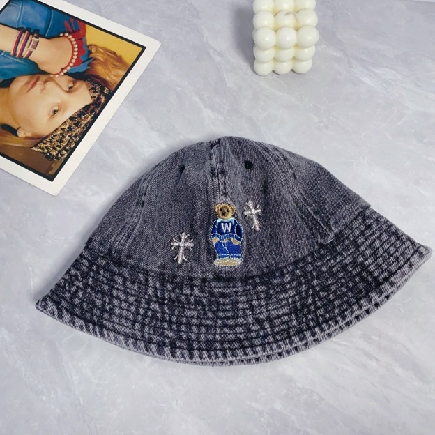 クロムハーツ「Chrome Hearts」 ディストレスド デニム バケットハット