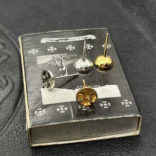 クロムハーツ「Chrome Hearts」クロムハーツ 22Kゴールドサンクンクロスピアス S925 ユニセックス ピアス