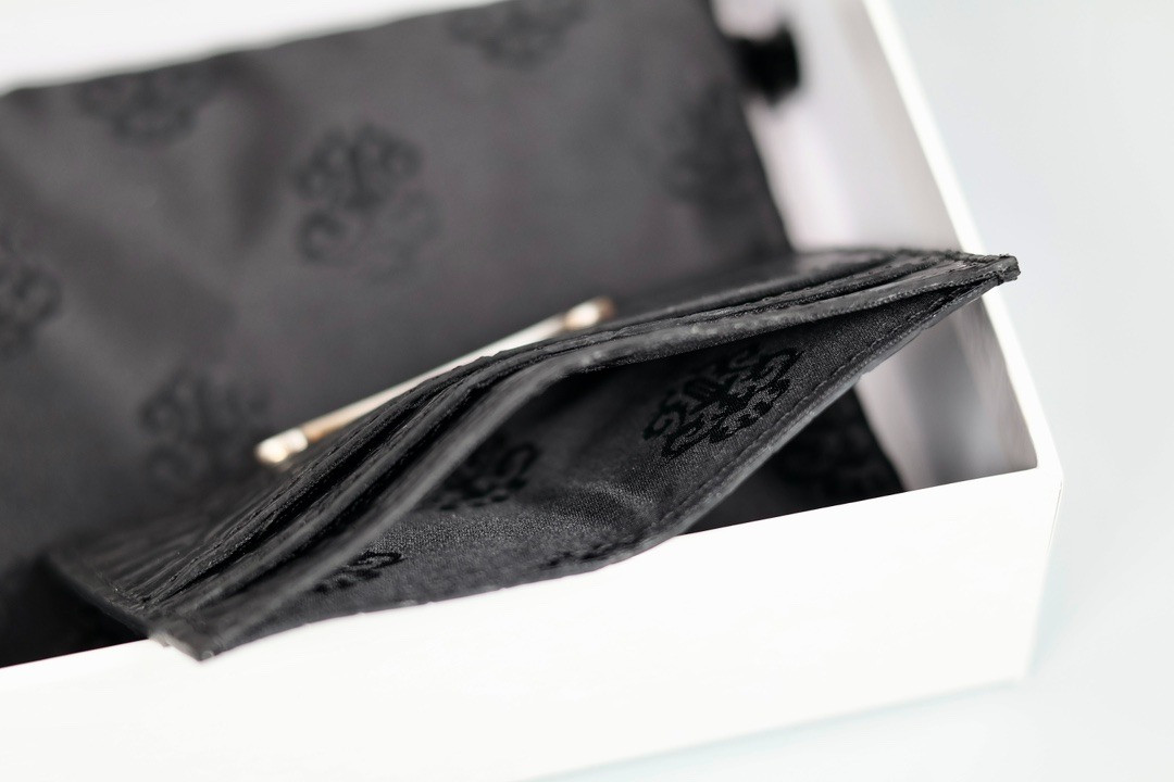 クロムハーツ「Chrome Hearts」クロコダイルレザー カードケース