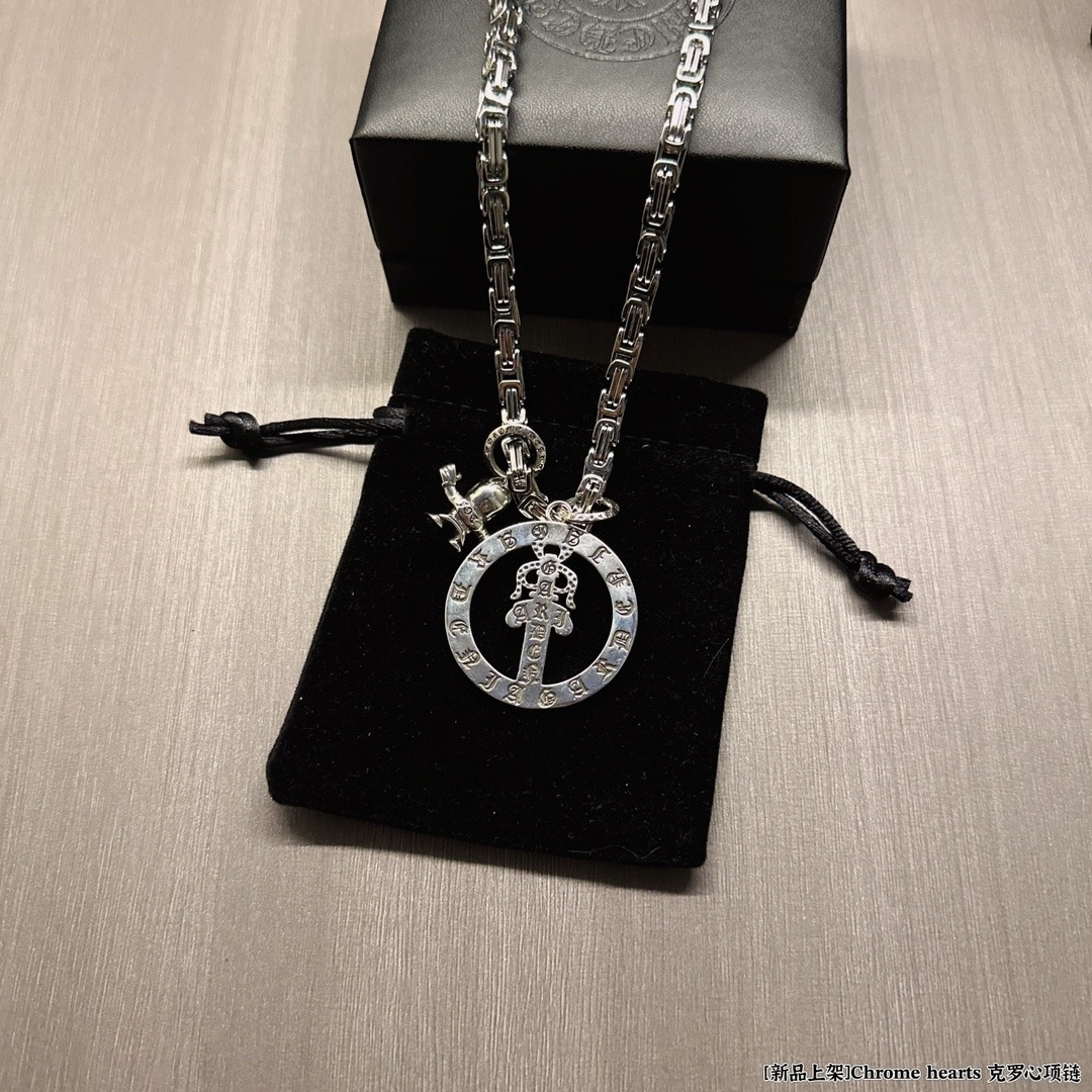 クロムハーツ「Chrome Hearts」ヴィンテージクロスフラワーネックレス