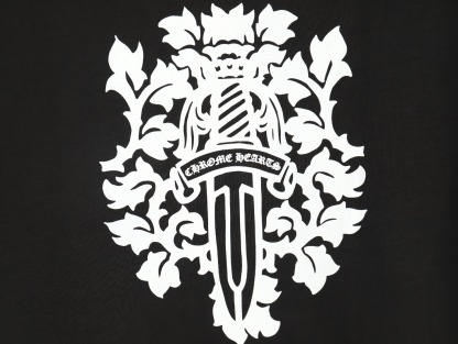 クロムハーツ「Chrome Hearts」ソードプリント オーバーサイズTシャツ