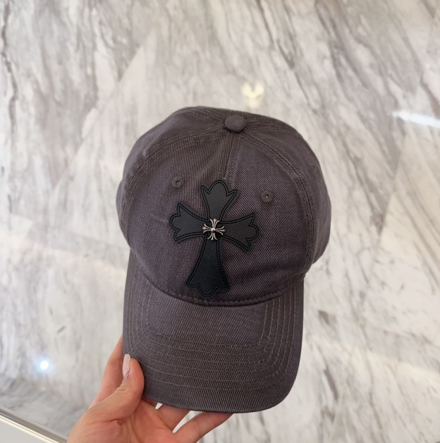 クロムハーツ「Chrome Hearts」ディストレスド スナップバック キャップ