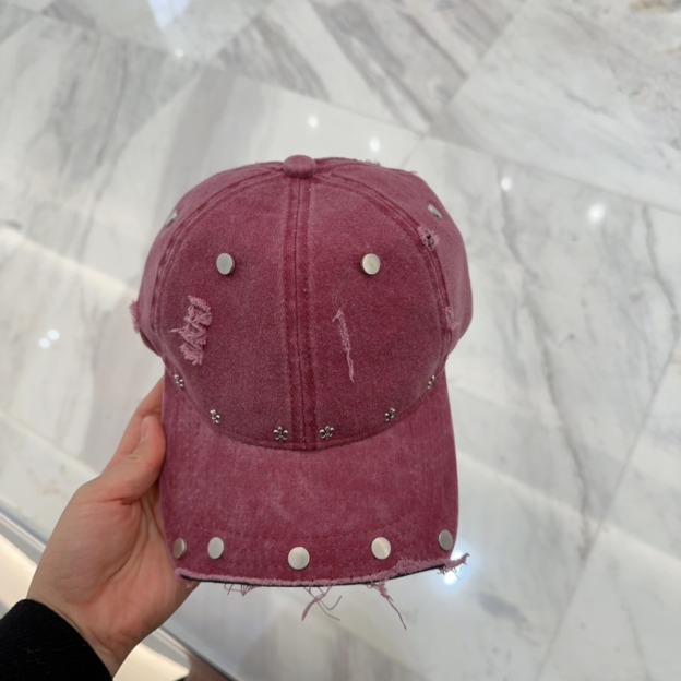 クロムハーツ「Chrome Hearts」ディストレスド スナップバック キャップ