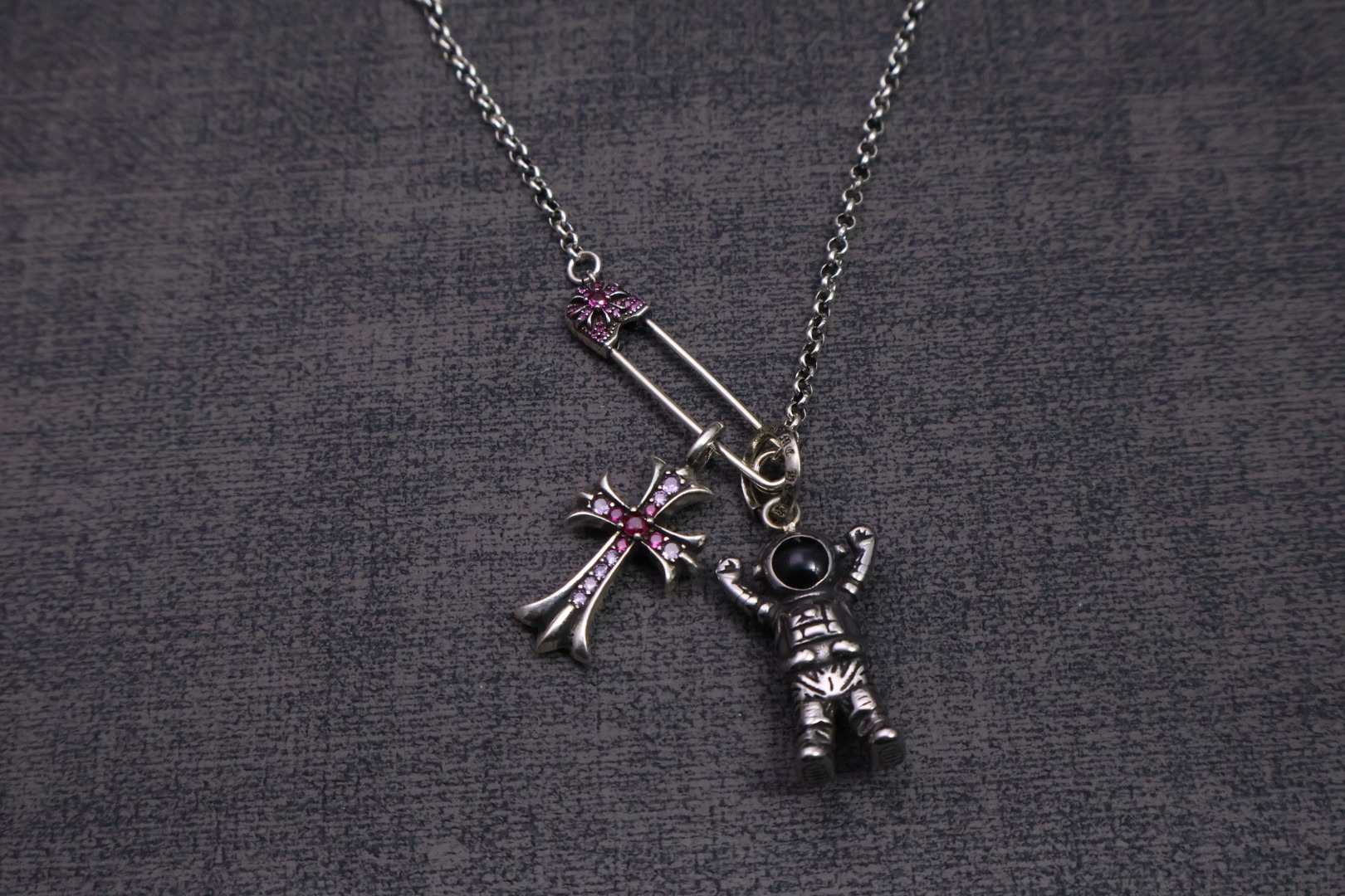 クロムハーツネックレスです