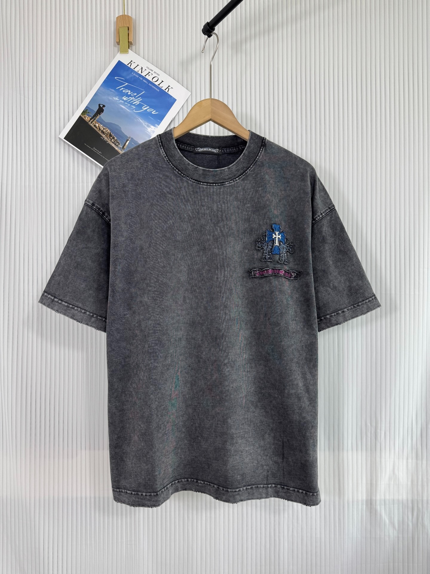 クロムハーツ「Chrome Hearts」ホースシュー＆クロス アプリケTシャツ