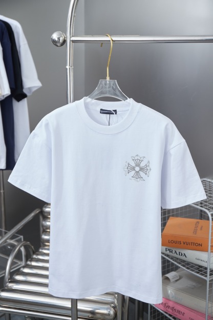 クロムハーツ「Chrome Hearts」プリント&ストーンTシャツ