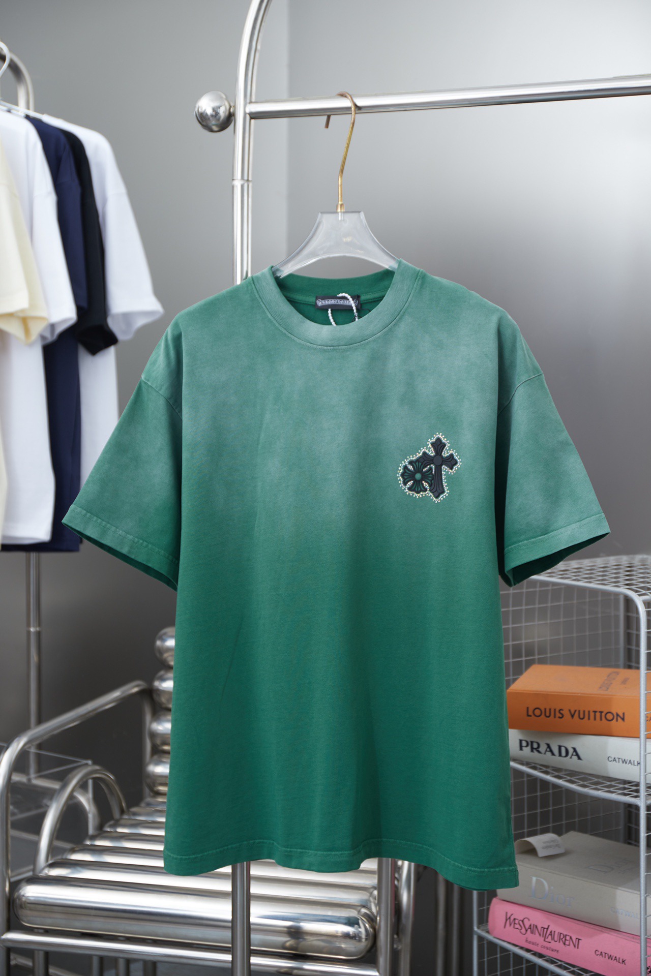 クロムハーツ「Chrome Hearts」ヘビーウェイト ストーンTシャツ
