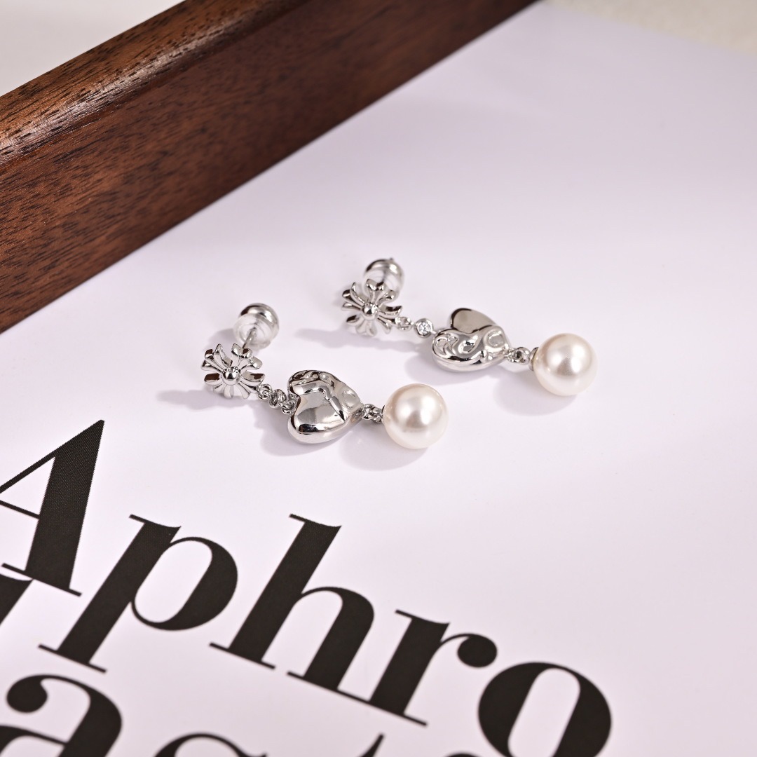 クロムハーツ「Chrome Hearts」クロムハーツ ニューコレクションピアス S925 ピアス