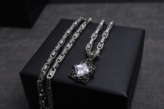 クロムハーツネックレスですP120