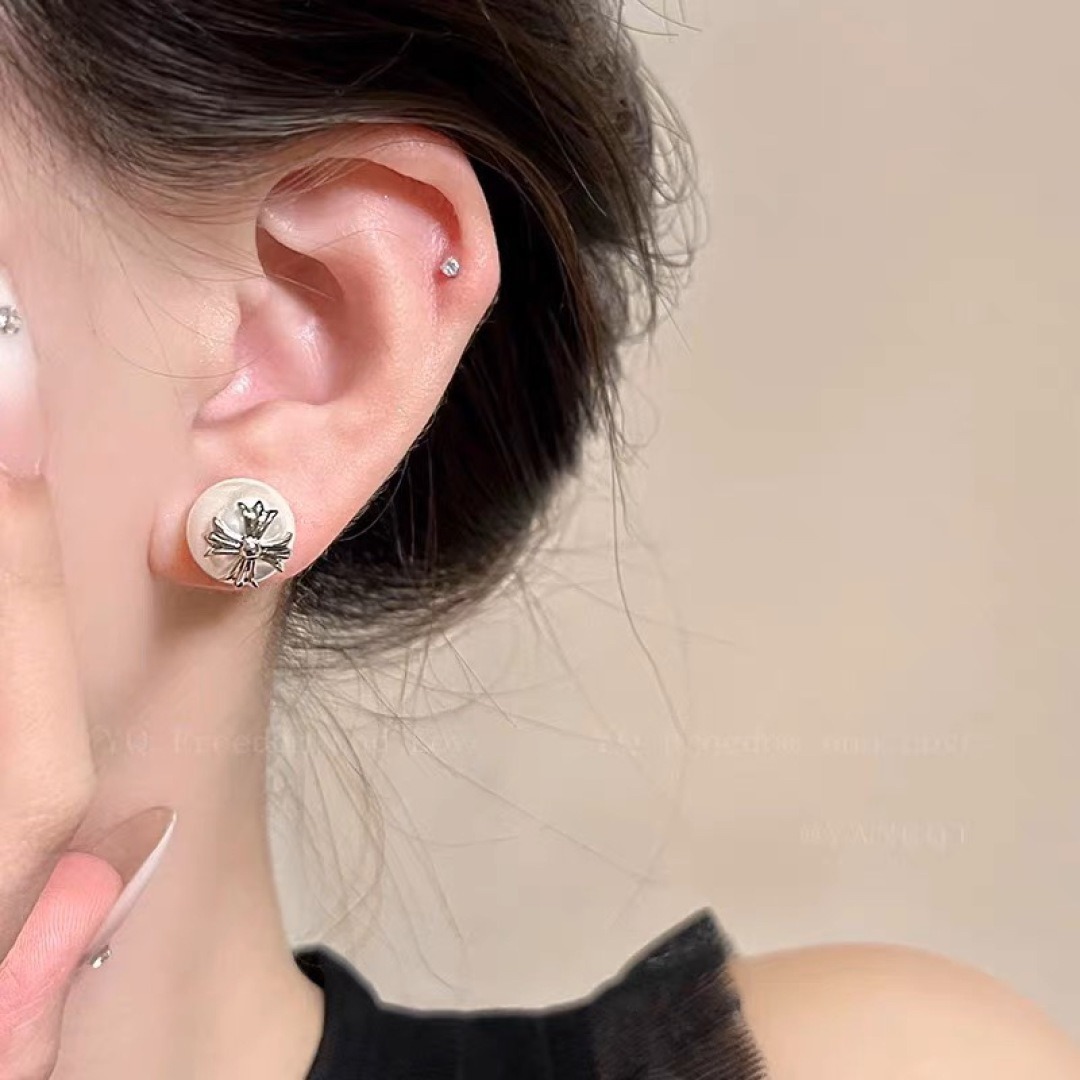 クロムハーツ「Chrome Hearts」クロムハーツ フルダイヤクロスピアス S925 ピアス