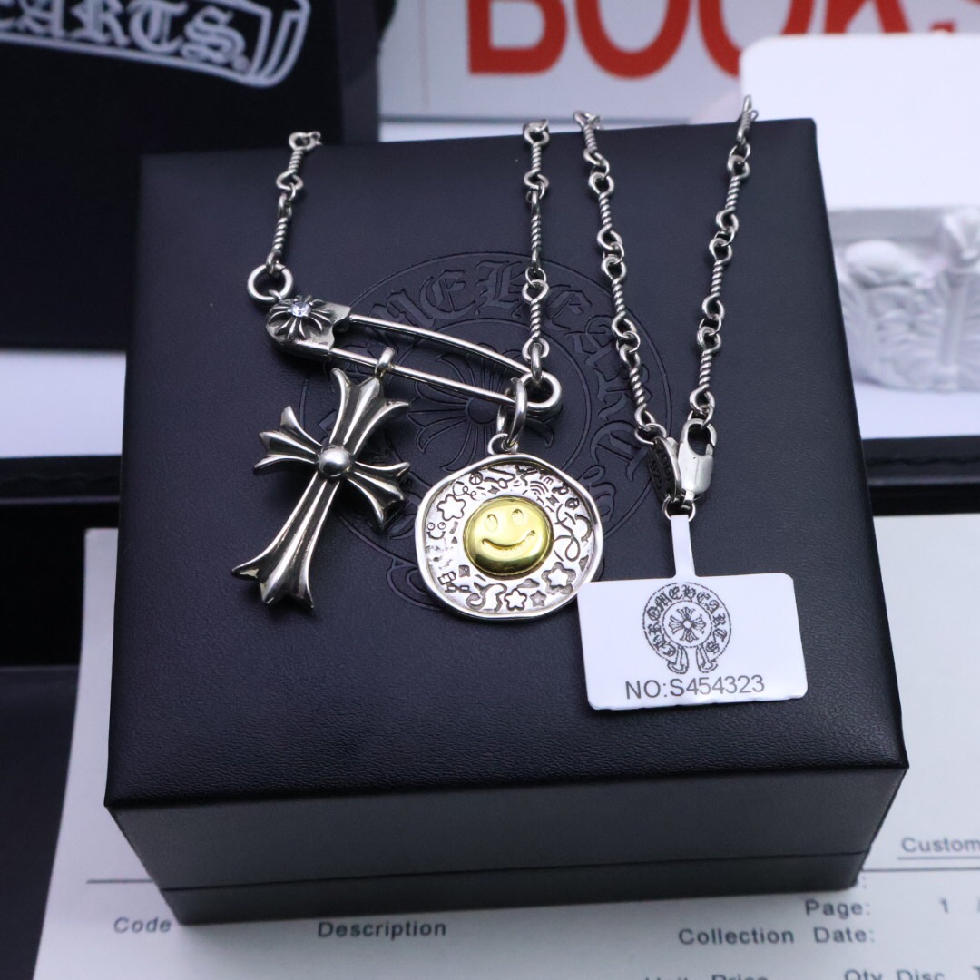 クロムハーツ「Chrome Hearts」ソーンクロス ブローチチェーンネックレス