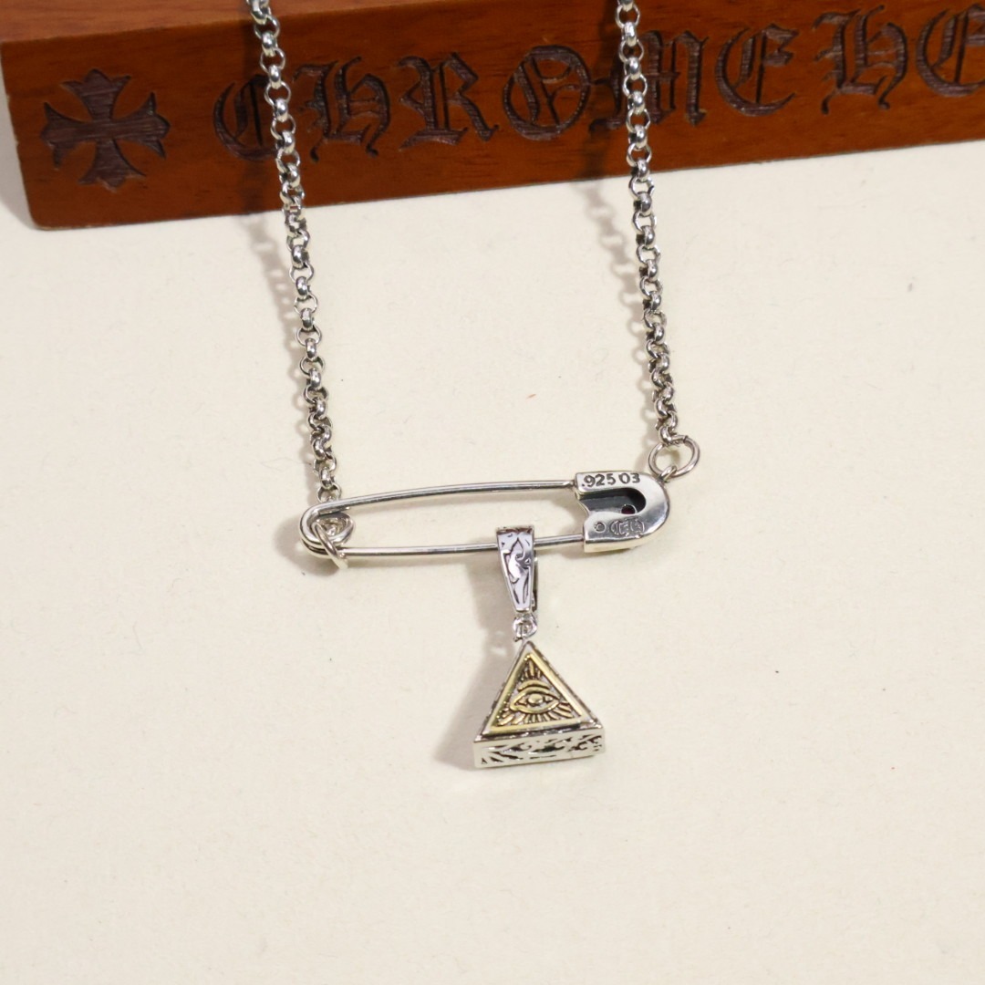 クロムハーツ「Chrome Hearts」マルチウェイクロスペンダントネックレス