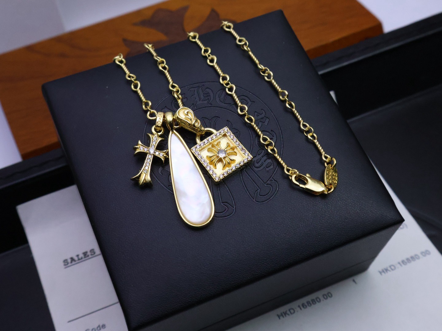 クロムハーツ「Chrome Hearts」ミリタリークロスフラワーネックレス