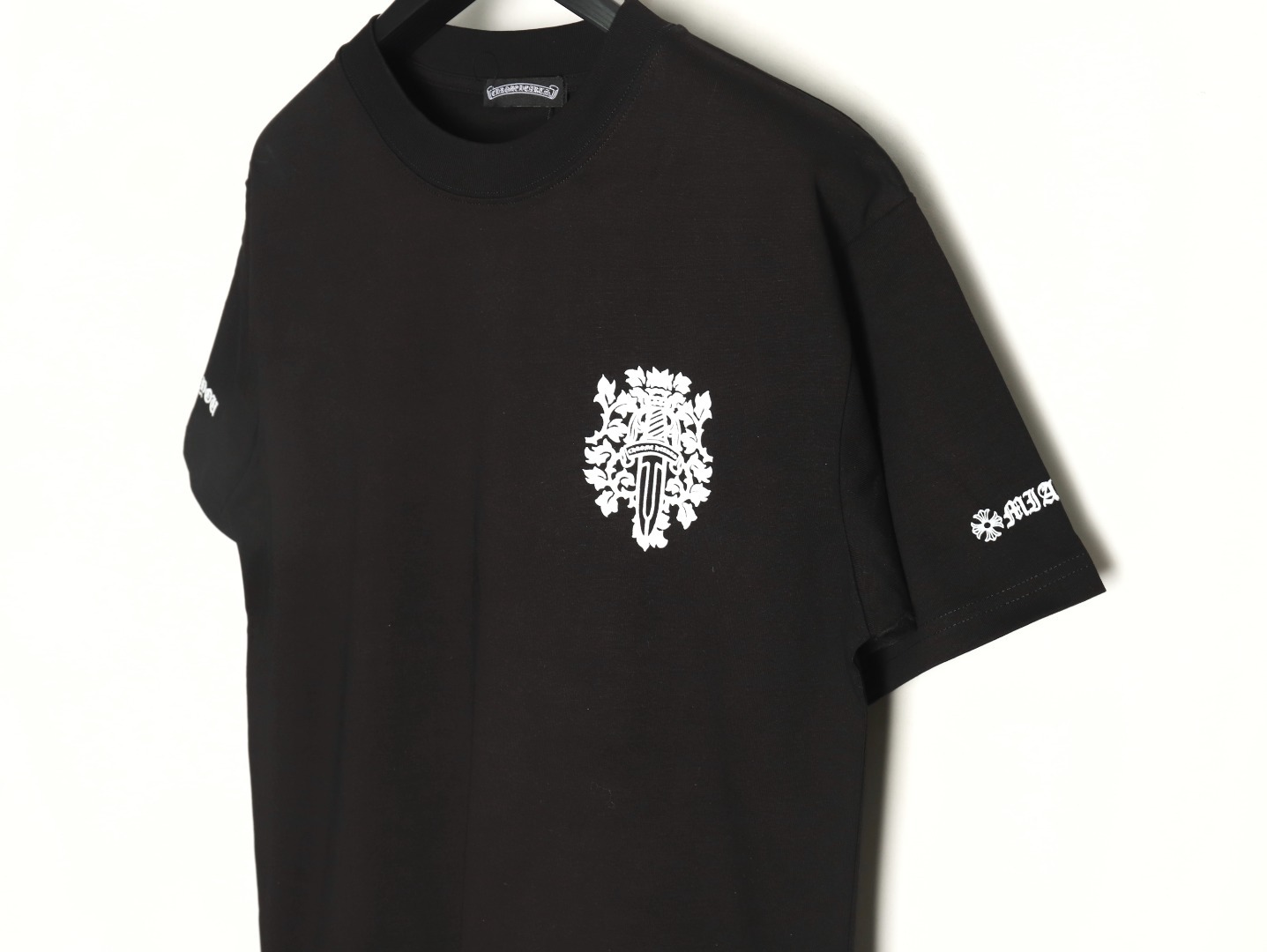 クロムハーツ「Chrome Hearts」ソードプリント オーバーサイズTシャツ