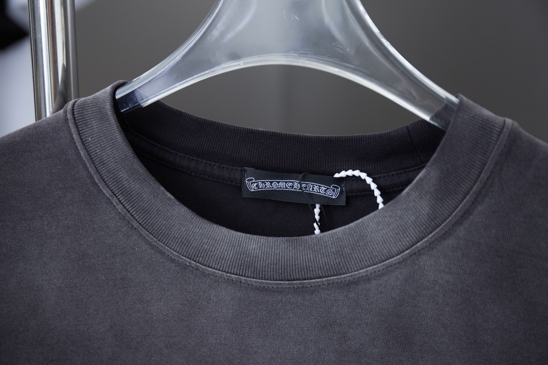 クロムハーツ「Chrome Hearts」ヘビーウェイト ストーンTシャツ