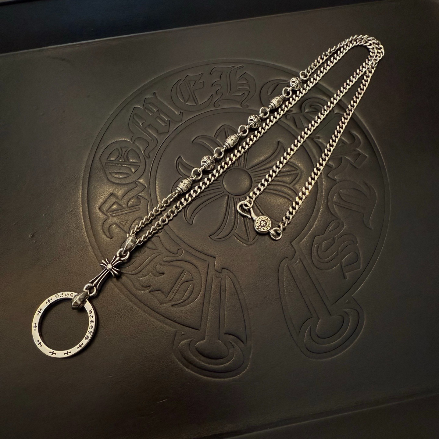 クロムハーツ「Chrome Hearts」ビンテージフラワーボールクロス ペンダントネックレス