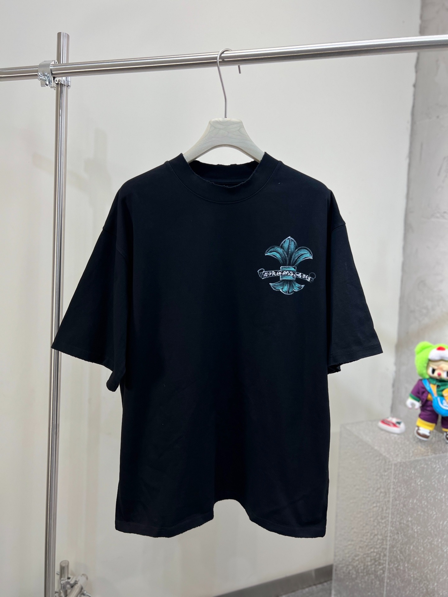 クロムハーツ「Chrome Hearts」グラフィックTシャツ-ISETAN PRESTIGE CURATED