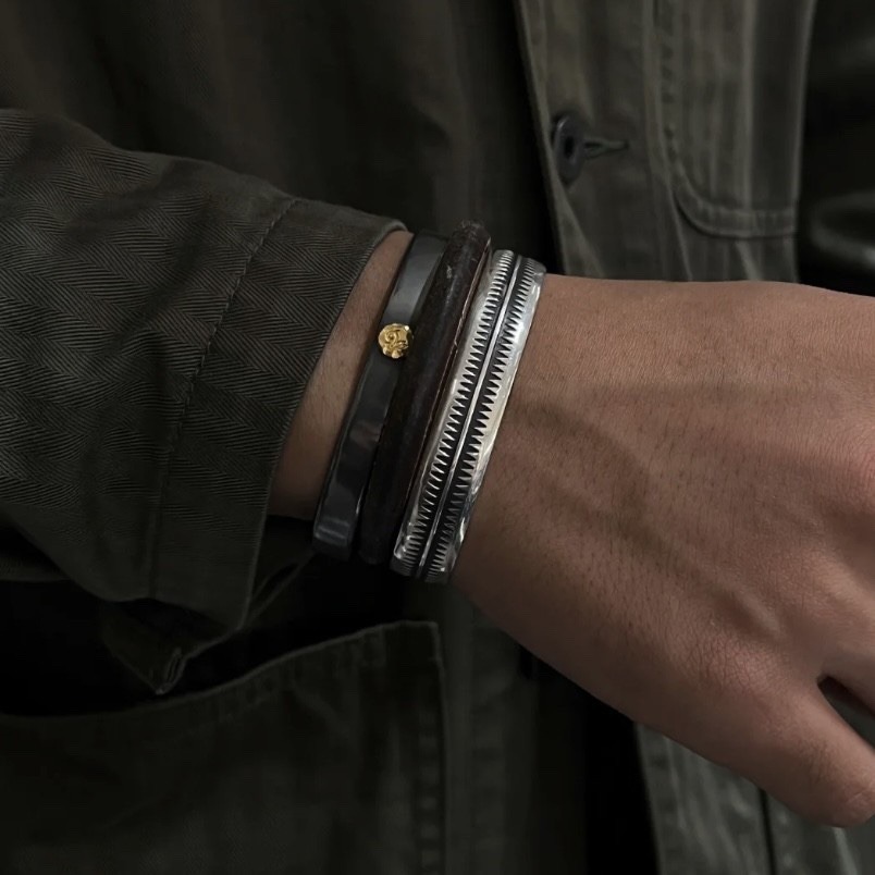 クロムハーツ「Chrome Hearts」クロム・ハーツ ヴィンテージ 高橋盾トーテム 鋸歯ブレスレット アクセサリー