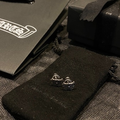 クロムハーツ「Chrome Hearts」クロムハーツ バタフライフラワーピアス S925 ユニセックス ピアス