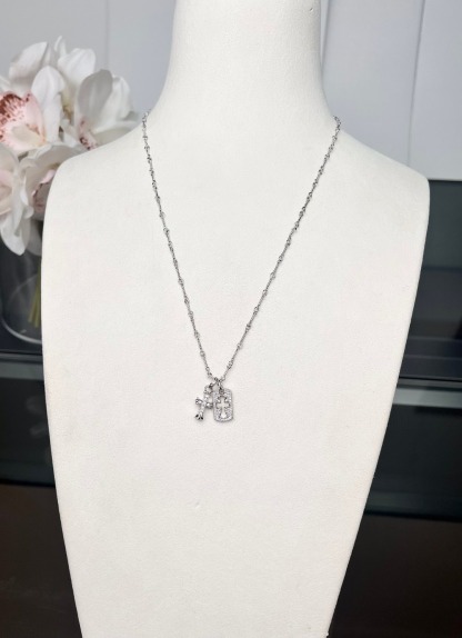 クロムハーツ「Chrome Hearts」スクエアクロスペンダント ネックレス