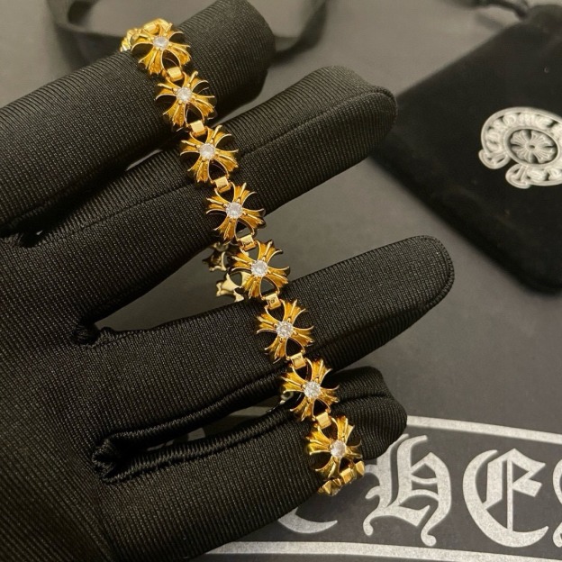 クロムハーツ「Chrome Hearts」ゴールドクロス ダイヤモンド ブレスレット