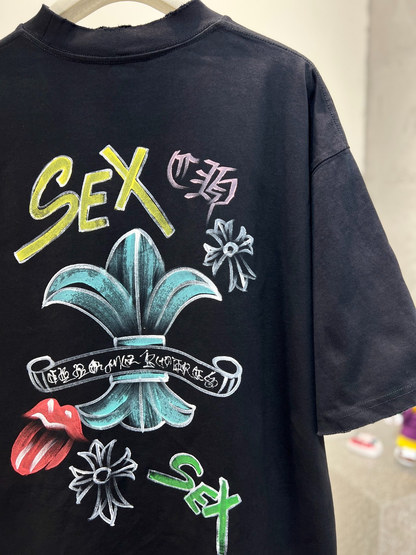 クロムハーツ「Chrome Hearts」グラフィックTシャツ-ISETAN PRESTIGE CURATED
